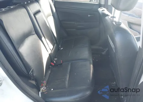 2015 Mitsubishi Outlander Sport Se z USA, uszkodzony, nr VIN 4A4AP4AU6FE041925